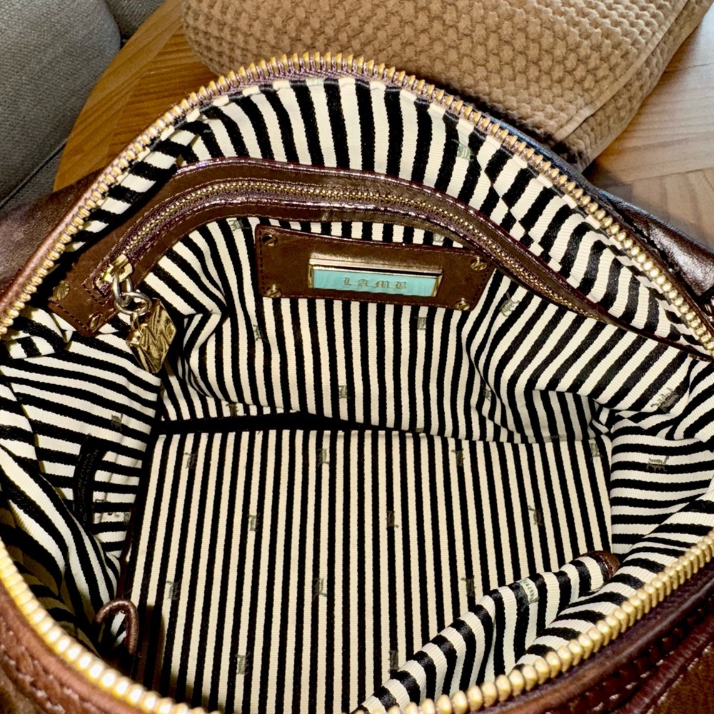 Super RARE 🤎 L.A.M.B. Dark Brown Leather Shoulder Bag by Gwen Stefani - Picture 8 of 13